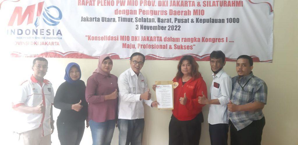 Ir. Agung Karang Serahkan SK PD Jakbar dan Jakut
