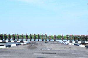 Danlantamal I Pimpin Upacara Penaikan Bendera Merah Putih