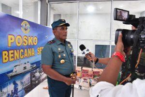 Wujud Kepedulian Sosial, Komandan Lantamal XII Ajak Masyarakat Bantu Korban Bencana Longsor Di Serasan