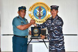 Sambut HUT Ke-18, TNI AL Lanal TBA Laksanakan Bakti Sosial Donor Darah