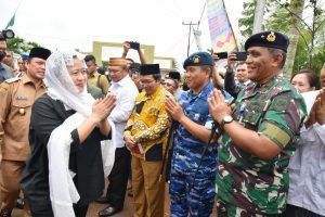 Bentuk Dukungan Bidang Pendidikan, Danlantamal XII Hadiri Dialog Ketua DPR RI di Pesantren Darul Ulum Kubu Raya