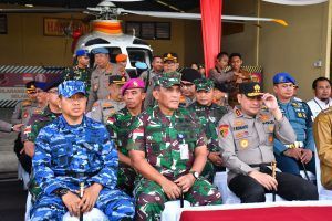 Danlantamal XII Hadiri Apel Gelar Pasukan Operasi Kepolisian Terpusat Ketupat Kapuas-2023