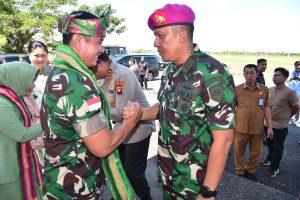 Wadan Lantamal XII Sambut Kedatangan Pangdam XII/Tpr Yang Baru
