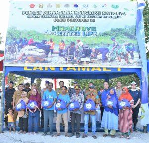 Lantamal I Ikut Serta Laksanakan Penanaman Mangrove Nasional Secara Serentak Oleh Jajaran TNI Di Seluruh Indonesia Tahun 2023