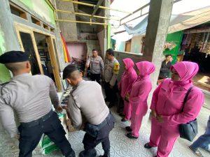 BAKTI SOSIAL DALAM RANGKA HUT BHAYANGKARA KE 77 DI PANTI ASUHAN MIZAN AMANAH Tugu Utara Koja