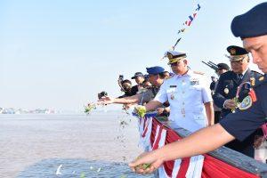 Danlantamal XII Hadiri Upacara Tabur Bunga Dalam Rangka HUT Bhayangkara Ke-77