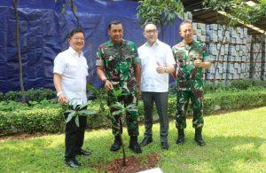 Danrem 052/Wkr Dampingi Pangdam Jaya Dalam Kunjungannya Ke PT Arwana Citramulia Tbk