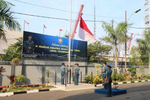 Komandan Lanal Palembang Selaku Irup Pada Upacara Bendera 17-an di Mako Lanal Palembang