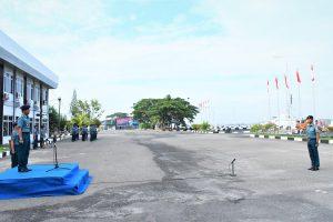 Lantamal I Laksanakan Upacara Bendera di Lapangan Apel Mako