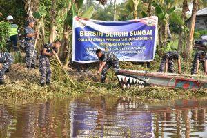 Lantamal XII Ikut Gelar Program Kali Bersih (Prokasih) Nasional 2023 Serentak di 78 Wilayah Satuan TNI AL Seluruh Indonesia*