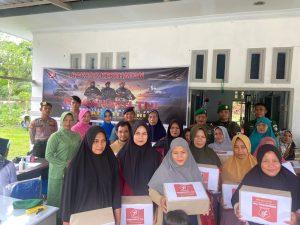 Sambut HUT TNI Ke-78, Lanal Simeulue Bersama Kodim 0115/Simeulue Laksanakan Bakti Sosial dan Pelayanan Kesehatan Kepada Masyarakat