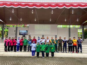 Meriahkan Rangkaian HUT Ke-78 TNI Tahun 2023, TNI-Polri Bersama Forkopimda dan Masyarakat Kabupaten Simeulue Adakan Olahraga Berama dan Bazar UMKM