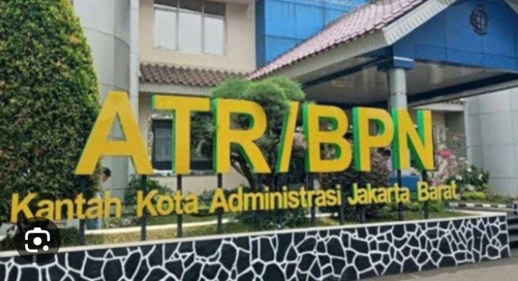 Layanan Informasi Publik KANTAH JAKBAR, Langgar SOP Sendiri dan PERMEN