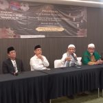 Membangun Negara Bermartabat, Jamaro  Dulung, : Tinggalkan Demokrasi