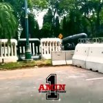 Beginikah caranya pemerintah menghadapi rakyatnya?rakyat bukanlah musuh, musuh bersama kita adalah para KORUPTOR&PENGHIANAT BANGSA