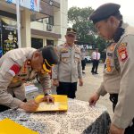 Kegiatan Apel Pagi di Lanjutkan Penandatanganan surat pernyataan anti narkoba Polsek Koja Polres Metro Jakarta Utara