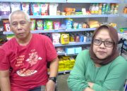 PNS Pemprov DKI Pinjam Uang, Tak Mau BayarRohmat dan istri Nurul Aini bersama awak media