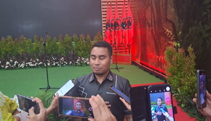 Jeffry Rahawarin Terima Rekomendasi PDI Perjuangan Untuk Cagub Maluku 2024