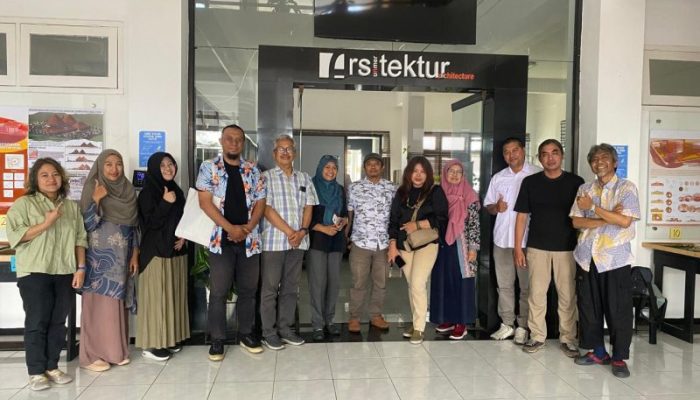 Prodi Arsitektur UNMER Malang Gelar Pertemuan Dalam Rangka Kesiapan Penerimaan Hibah PKKM