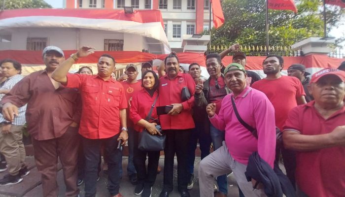Terima Rekomendasi PDI-Perjuangan, Adolof Bormasa Akan Segera Kembali Ke Kepulauan Tanimbar
