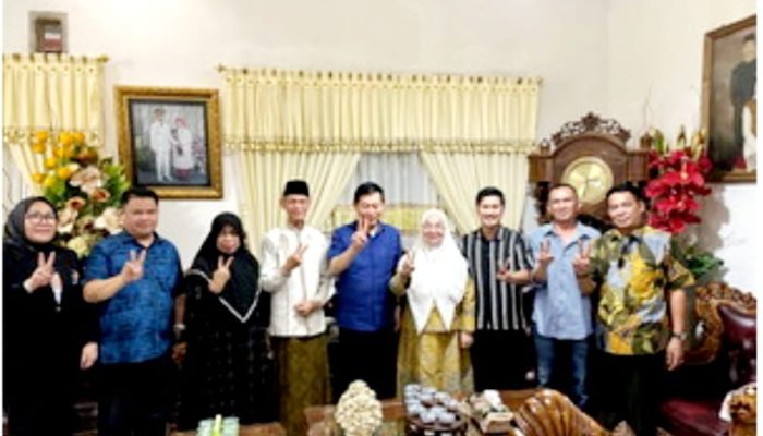 Yossi S Manoppo Hadiri Silaturahmi Cawagub Sulut DR Victor Mailangkay  ke Tokoh BMR di Kotamobagu
