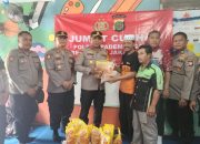 Jumat Curhat dan Jumat Berkah Polsek Pademangan Bagikan Sembako di Rumah Belajar Kampung Muka RT 009/004 Kelurahan Ancol