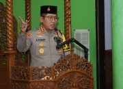 Sholat Subuh Berjamaah Kapolres Metro Jakut di Wilayah Cilincing Masjid Jami’ Al – Falaah