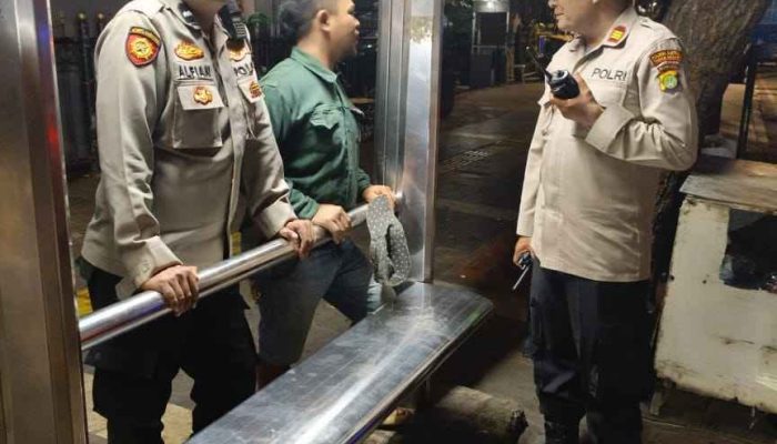 Jaga Kondusifitas Patroli Cipta Kondisi Berikan Rasa Aman Kepada Masyarakat menjelang Pilkada DKI Jakarta