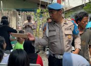 Polsek Koja Adakan Kegiatan pemberian Makan Gratis di Balai Warga RW 19 Kampung Beting