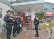 Sterilisasi Gereja HKBP Rajawali: Upaya Nyata Polri dalam Menjaga Kedamaian Perayaan Natal
