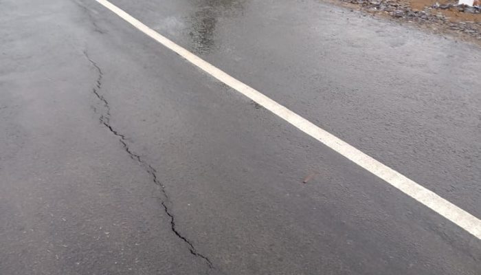 Diduga Dikerja Asal Asalan, Proyek Jalan Poros Lammbuya-Motaha Kini Alami Kerusakan