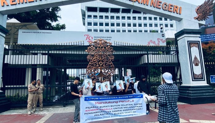 Gelar Aksi Damai, FORMABUS Nyatakan Dukung Penuh dan Apresiasi Kinerja Ridwan Badalla Sebagai Pj Bupati Busel