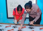 Brigpol Ita Kunjungi Sanggar Ameldi, Menjaga Warisan Batik Papua