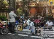 Bhabinkamtibmas Kelurahan Harapan Mulia Melaksanakan Kegiatan Patroli Dan Sambang Warga