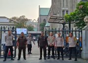 Pengamanan Polri Dalam Ibadah Misa Di Gereja Katedral Sawah Besar
