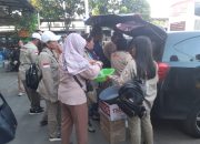 AJB Gelar Aksi Berbagi Takjil di Terminal Tanjung Priok, Ketua Andi Mulyati SE: “Ini Bentuk Kepedulian Kami
