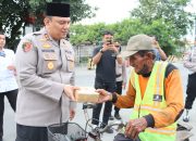 Kapolres Pelabuhan Tanjung Priok, Bagi Takjil dan Beri Himbauan Kamtibmas