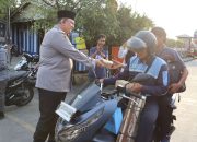 Bulan Ramadhan, Kapolres Gandeng Awak Media Berbagi Takjil untuk Masyarakat