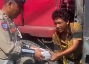 Bulan Penuh Berkah Satlantas Bagikan Makanan Buka Puasa, Untuk Sopir, Petugas Kebersihan, Buruh.