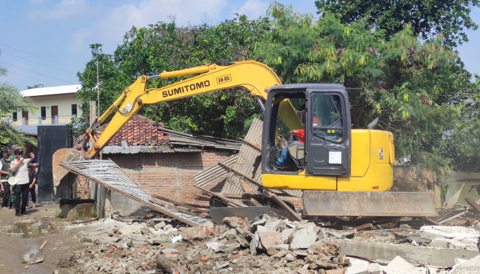 Pemkab Bekasi Tertibkan 37 Bangli Dukung Ketahanan Pangan dan Pengendalian Banjir
