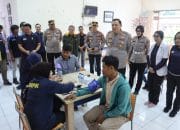 “Polres Pelabuhan Tanjung Priok Gelar Baksos dan Bakti Kesehatan dalam Rangka HUT Bhayangkara ke 79 dalam Acara Sosialisasi Safety Truck Driving kepada Sopir”