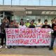 MAHASISWA SULTRA GERUDUK KANTOR PUSAT PT IFISHDECO TBK: DESAK HENTIKAN AKTIVITAS TAMBANG DAN CABUT IZIN USAHA