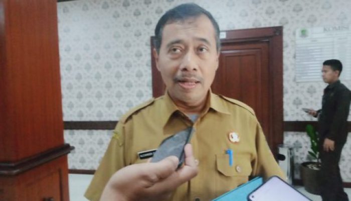 Disdik Kota Bekasi Tegaskan Larang Sekolah Jual Baju Seragam