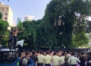 Puluhan Massa Geruduk Kantor pusat PT VDNI di Jakarta, Aksi Telanjang Dada Warnai Demonstrasi