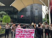 GAPH SULTRA Geruduk KPK RI, Buntut Dugaan Korupsi dan Gratifikasi Kades Lengora Pantai