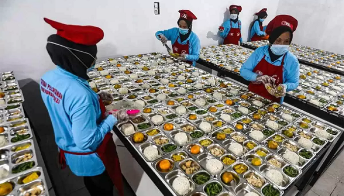 Keracunan Bukan Alasan Menghentikan Program Makan Bergizi Gratis