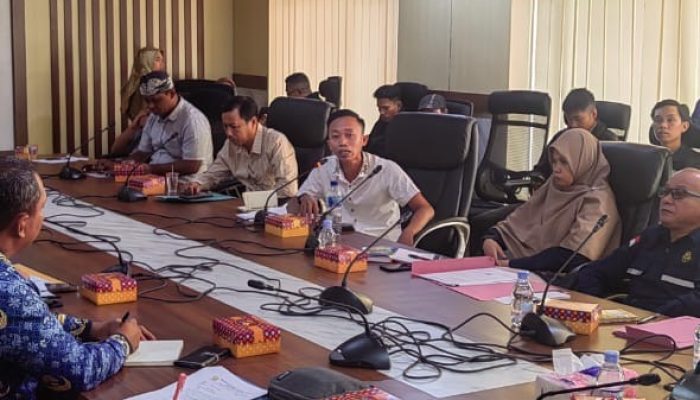 RDP Di DPRD Sultra, Komando Serukan Pemberhentian dan Pencabutan Izin Dispensasi PT. ST Nickel Resources