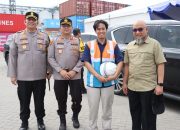 Kapolres Priok Pimpin Pengamanan Konferensi Pers, Polri-Bea Cukai Ungkap Modus Ekspor Ilegal 87 Kontainer Produk Turunan CPO Senilai Rp2,8 Triliun di Tanjung Priok”
