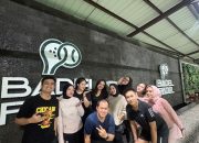 Tingkatkan Kekompakan, Pekerja BRI Hayam Wuruk Laksanakan Olahraga Padel Bersama di Badel Padel