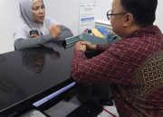 Supervisor BRI Unit Binong Bantu Nasabah Lengkapi Persyaratan PIP